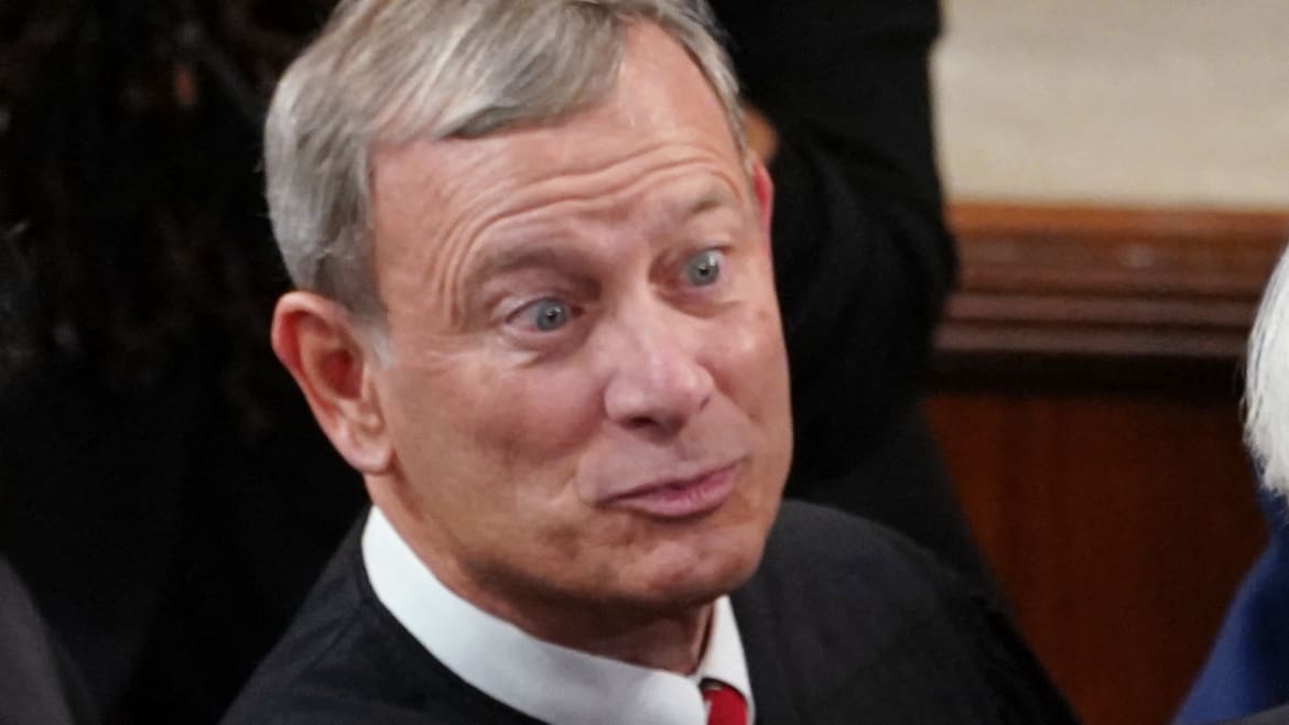 John Roberts’ Secret Trump Memo Revealed in Huge SCOTUS Leak